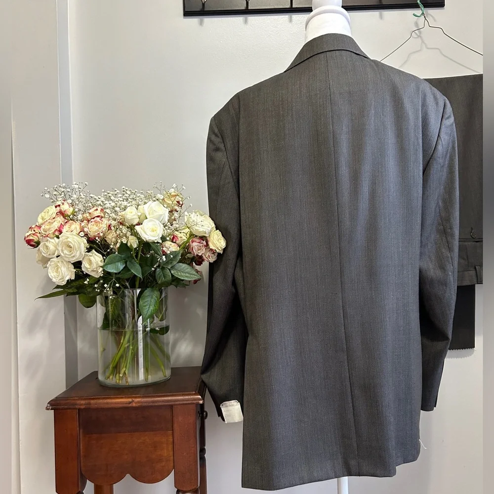 Hickey Freeman Worsted Wool Suit - Picture 8 of 9